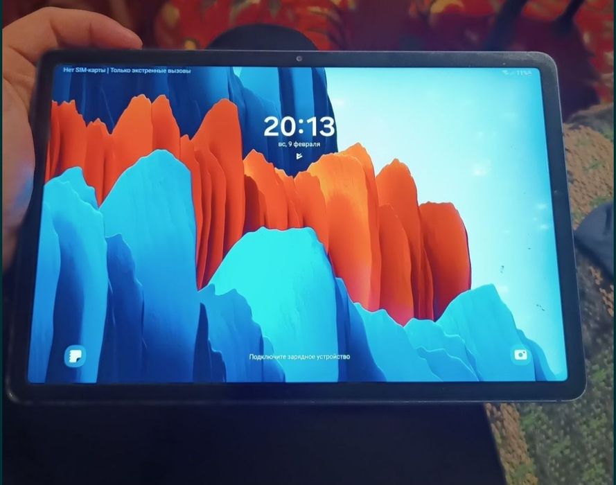 Продаю планшет tab s 7