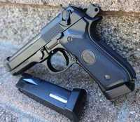 Pistol Airsoft Taurus PT92 FullMetal->Modificat 4,7jouli Co2/NOU