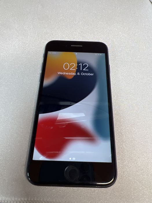 Iphone 7 32гб като чисто нов пълен комплект