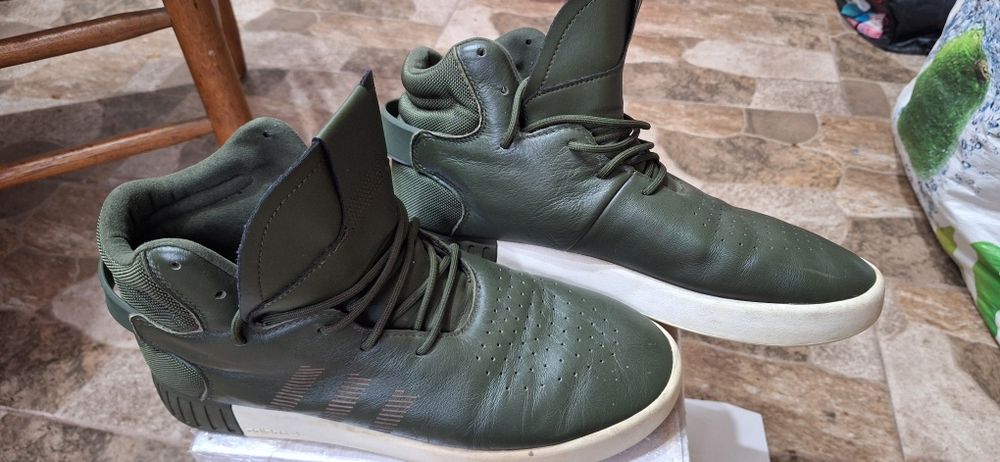 vand adidasi barbati din piele Adidas mărimea 42