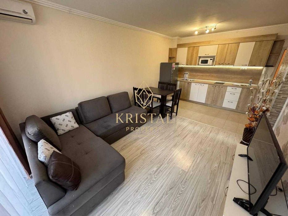 Продава се Тристаен апартамент в к.к. Слънчев бряг - 82 кв.м за 1592 €/кв.м - Снимка #1
