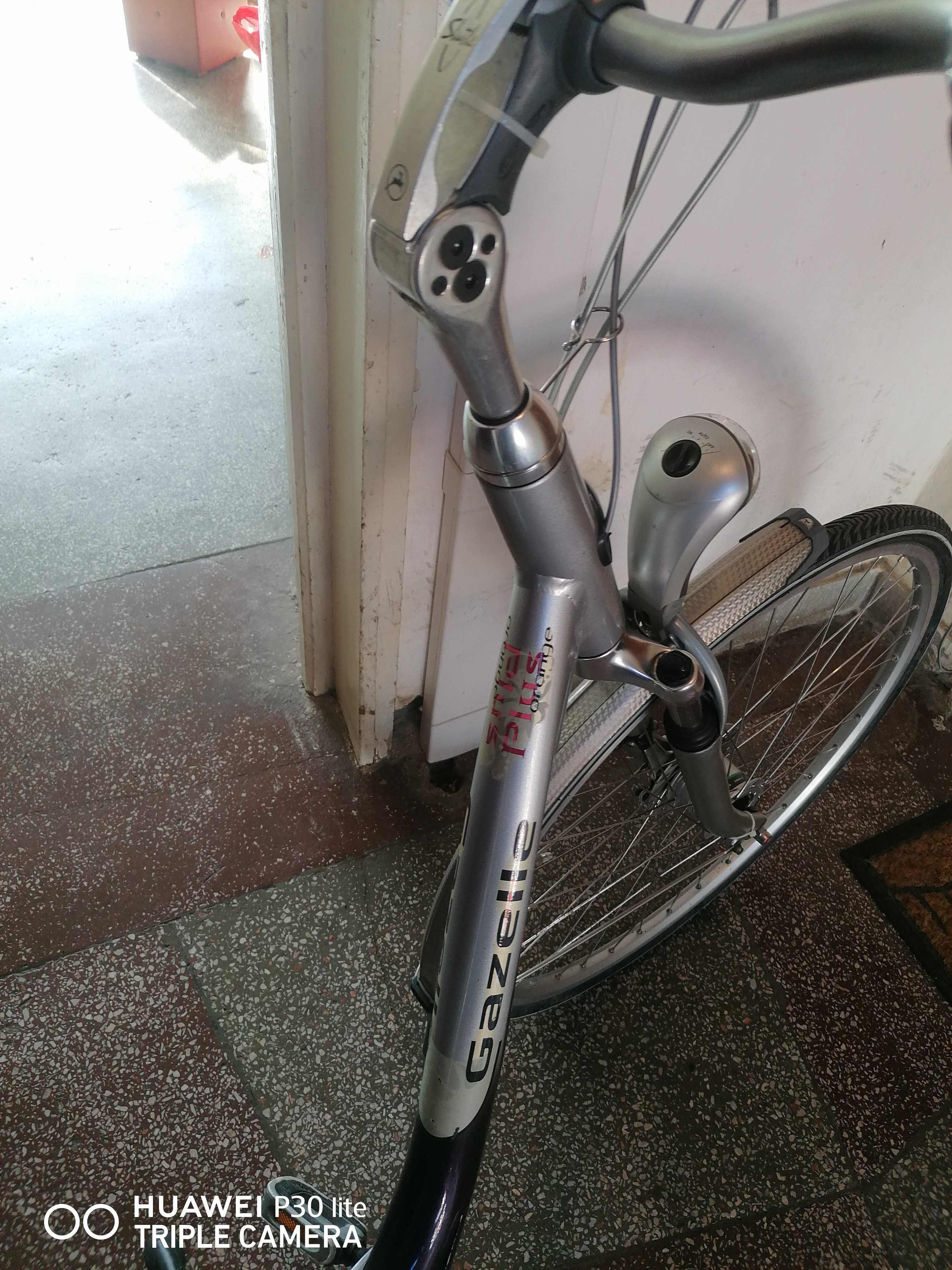 vand bicicleta olandeza GAZELLE, roti de 28,pentru persoane inalte