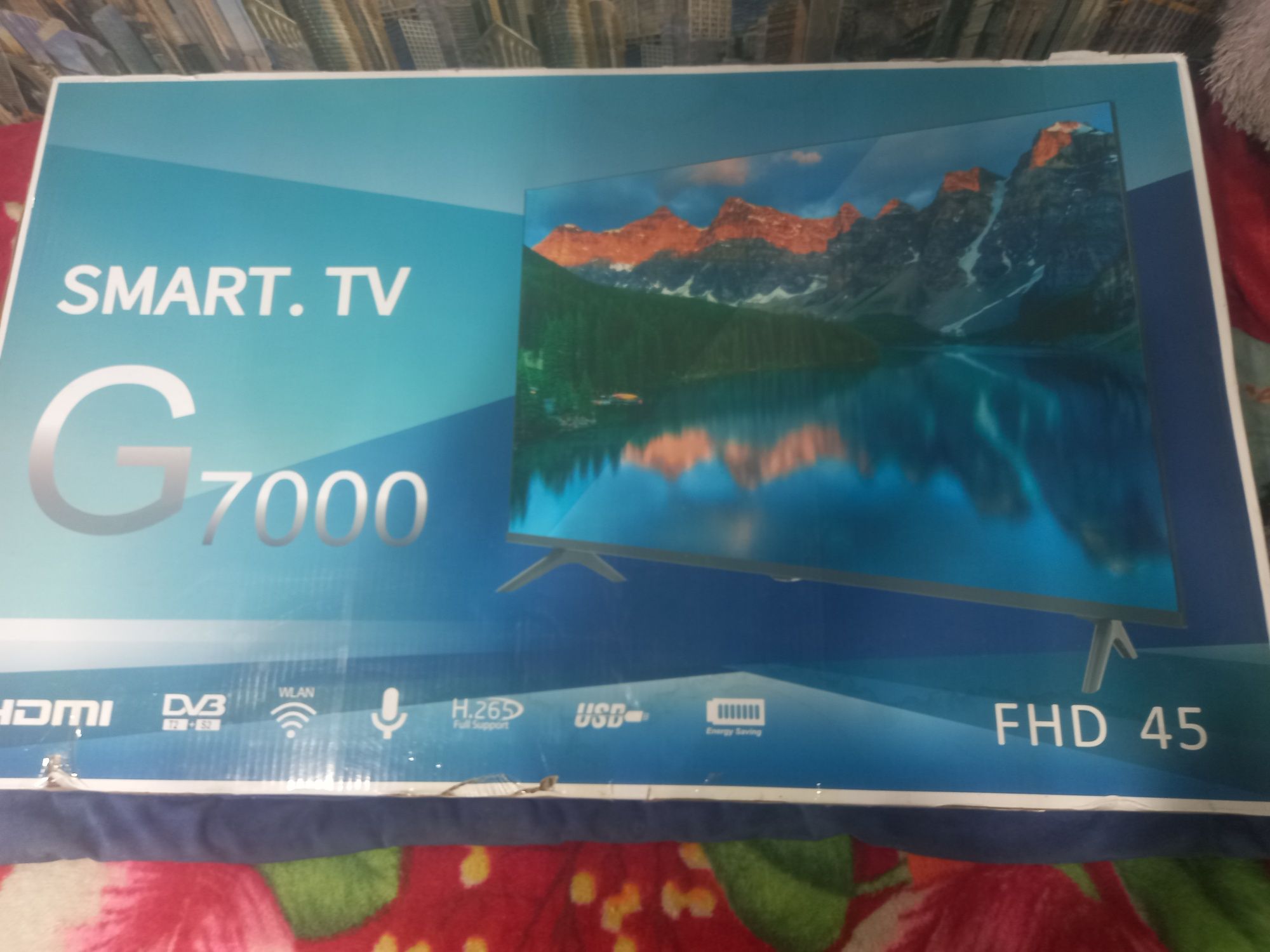 Продам новый телевизор Smart TV диагональ 109