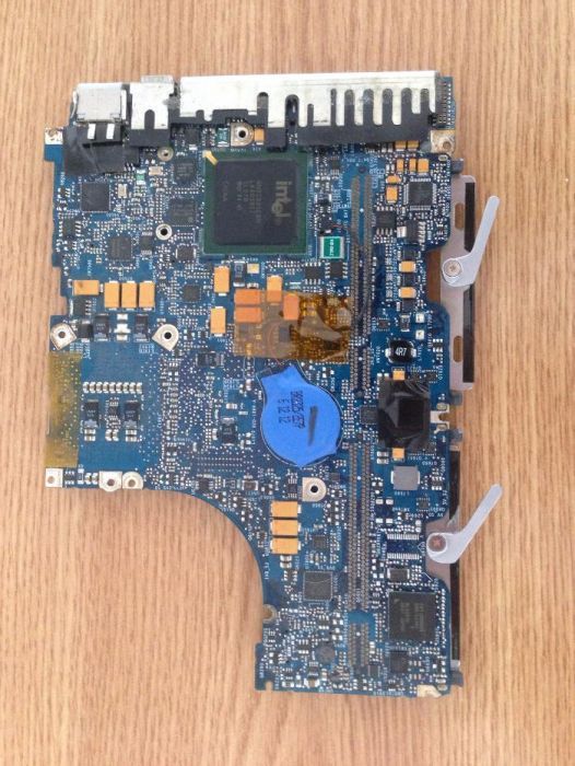 Placa de baza Apple MacBook A1181 Defecta