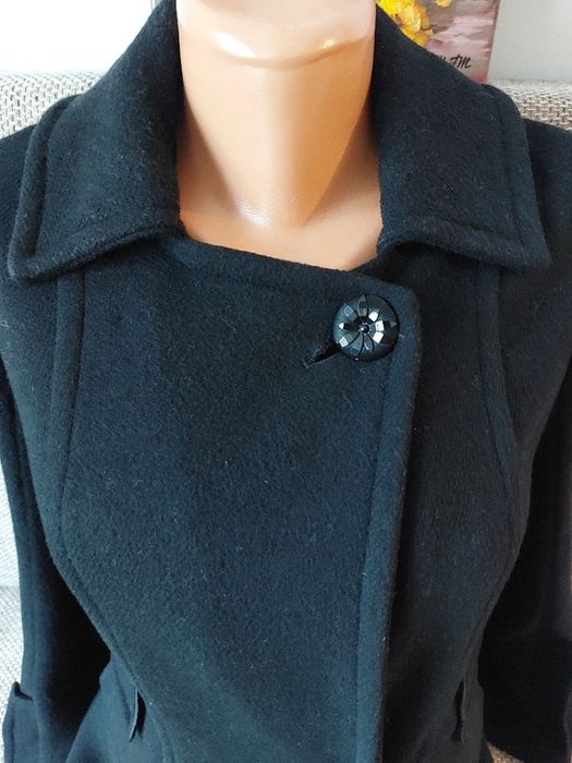 Palton elegant stofa 100% lana, model deosebit, detalii decorative