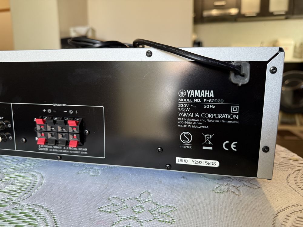 Yamaha R-S202D Bluetooth , стерео ресивър