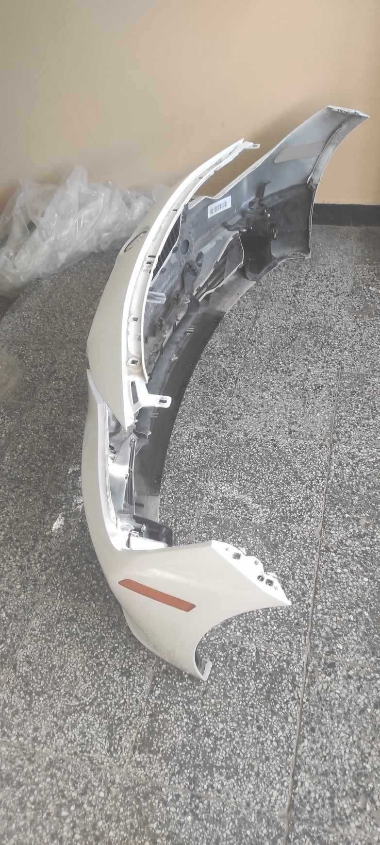 Оригинална предна броня за BMW F30