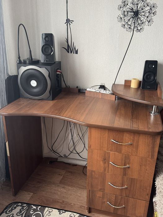 Спальный гарнитур