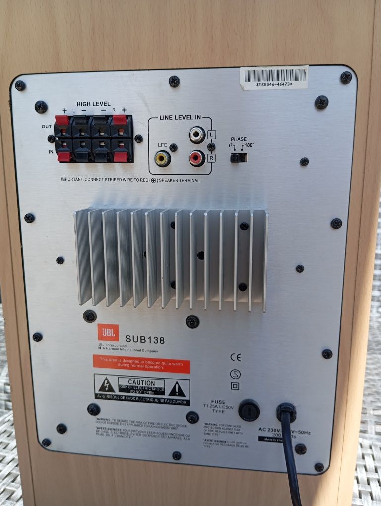 Активен субуфер jBL sub 138