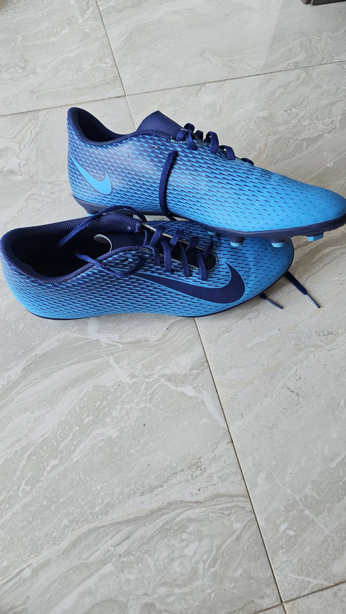Adidasi de fotbal nike
