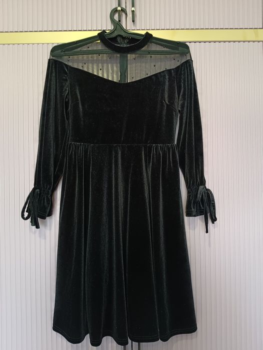 Продам женское платье