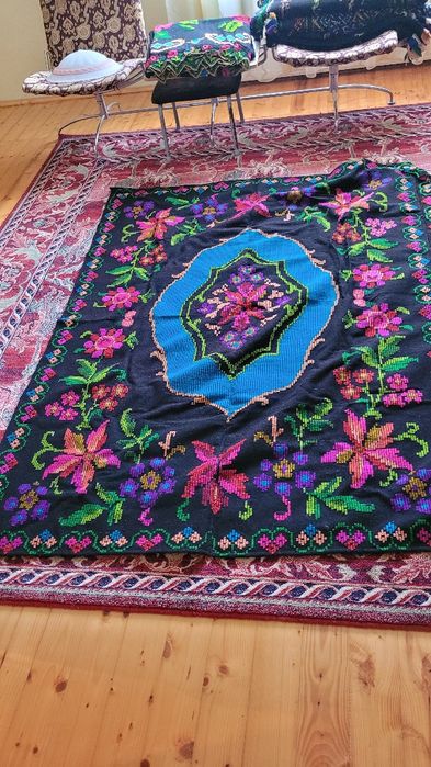 Covoare tesute manual - lână, modele cu vopsea naturala, vechime 70 an