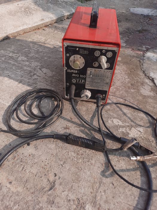 Aparat sudura cu sârmă și cu gaz