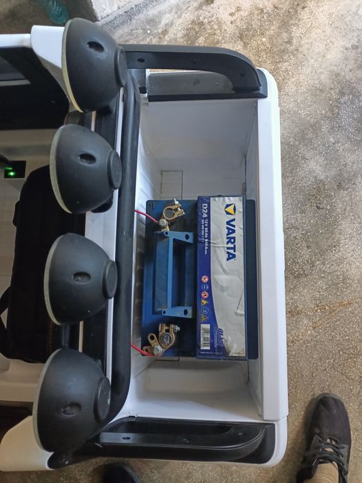 mașinuță electrică 12V