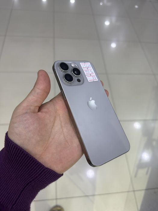 Iphone 15pro max 256 sim 90%