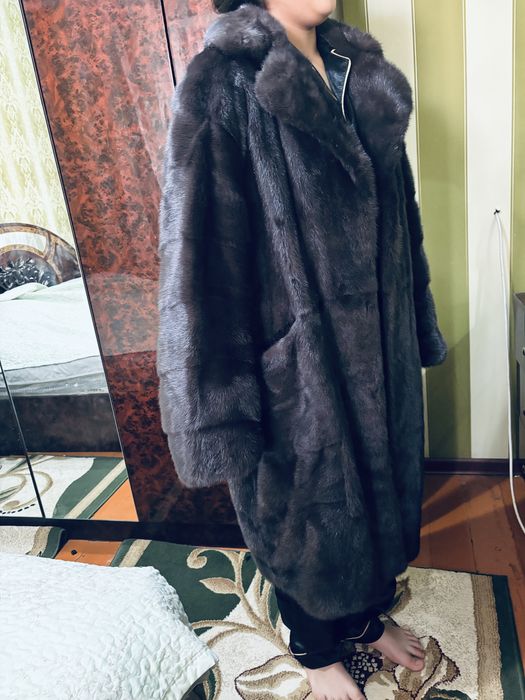 Продам норковую шубу