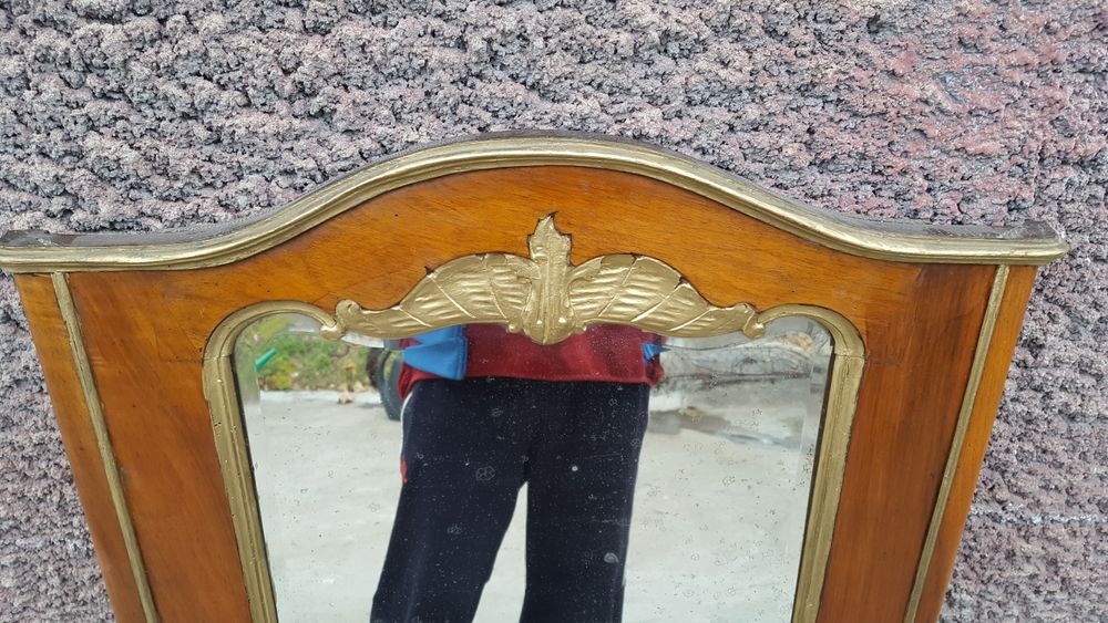 Oglinda mare foarte veche