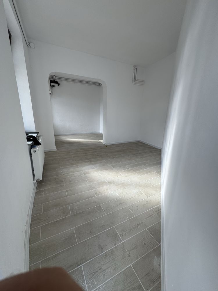 Spatiu comercial stradal Parcul Carol - 80 mp locatie vizibila premium