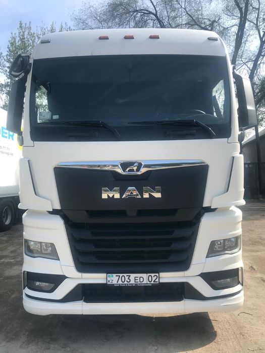 Лобовое стекло на грузовые . Даф,Ман,Вольво,Скания, Фаб,Фатон,