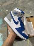 Air Jordan 1 Retro High True Blue