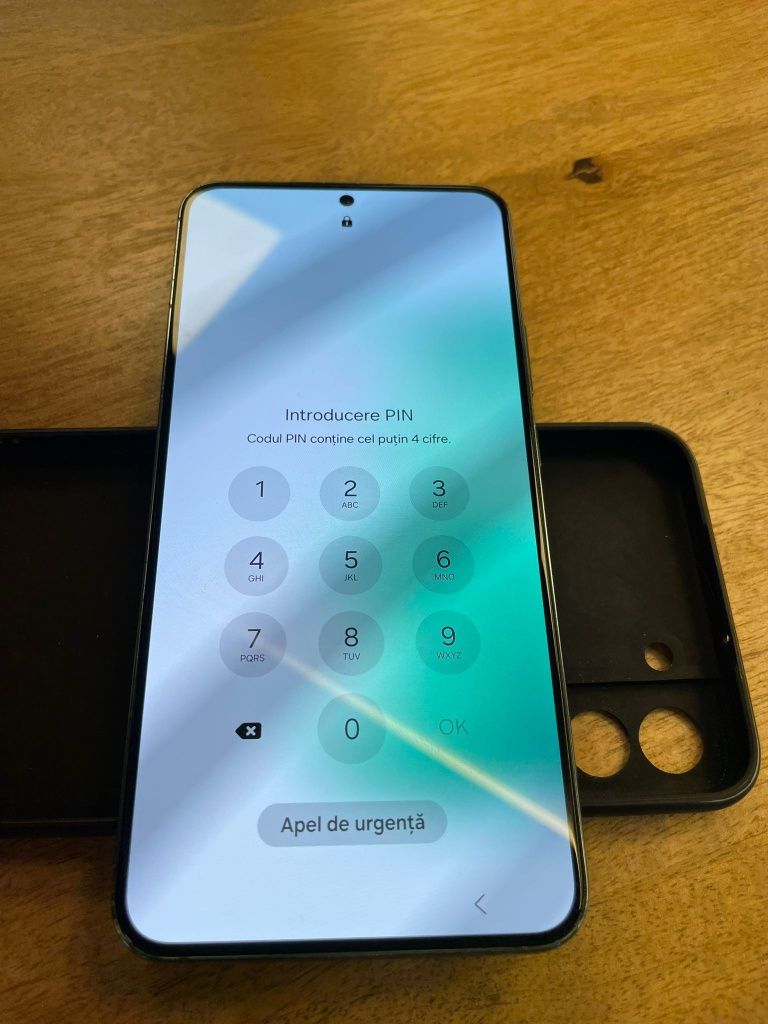 Samsung s22 plus rama zgâriata