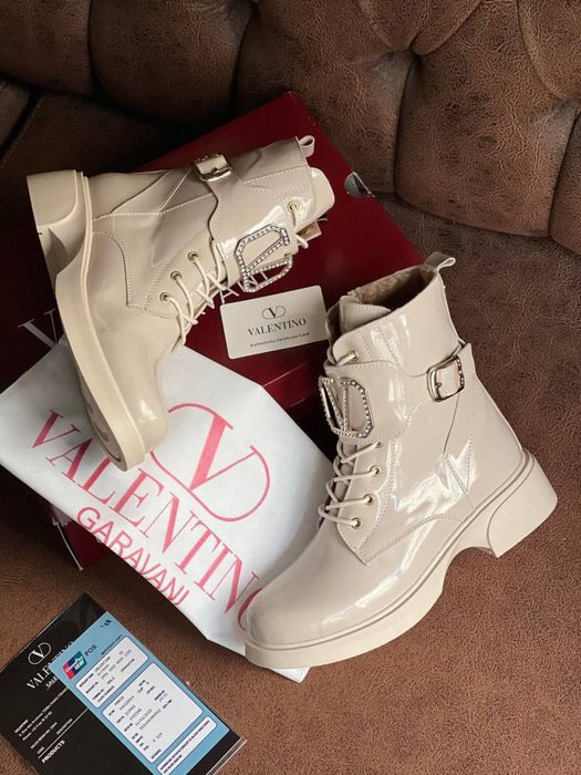 Ghetute dama valentino