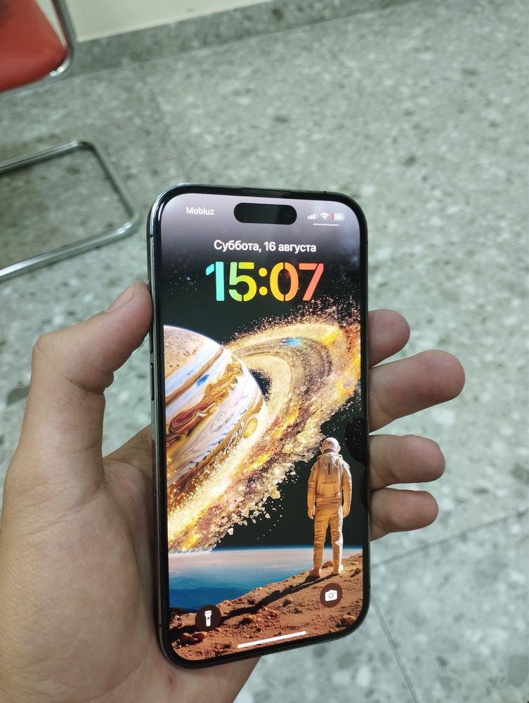 Iphone 14 pro purple