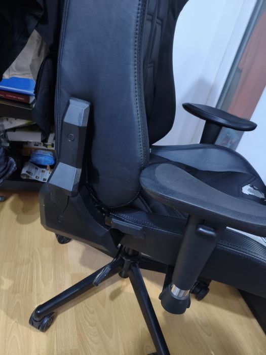 Scaun gaming Gamdias - negociabil