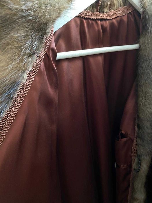 Vand haina de blana lunga, noua, bizam, marimea XL