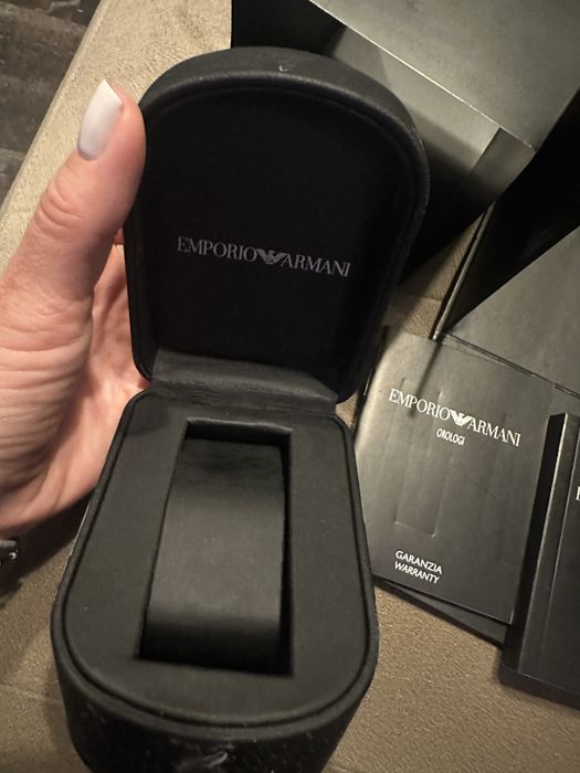 оригинална кутия за часовник Армани