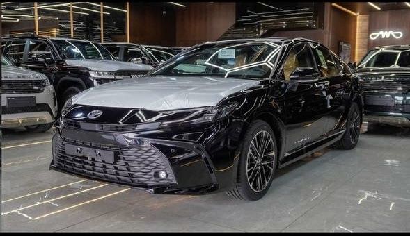 Toyota Camry 2025 Hybrid