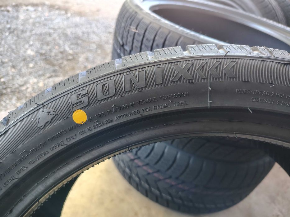 4бр.НОВИ зимни гуми SONIX 245 40 19+275 35 19 DOT25 цена за брой