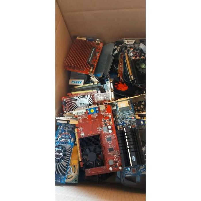 Placa Video Nvidia / AMD 1GB 64Bit DVI HDMI Multi View