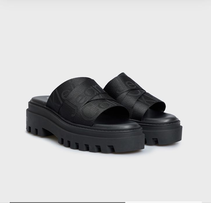 CALVIN  KLEIN  шлёпки - пантолеты