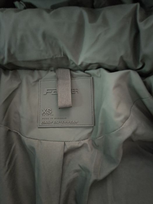 Зимно ново яке XS размер не е носено