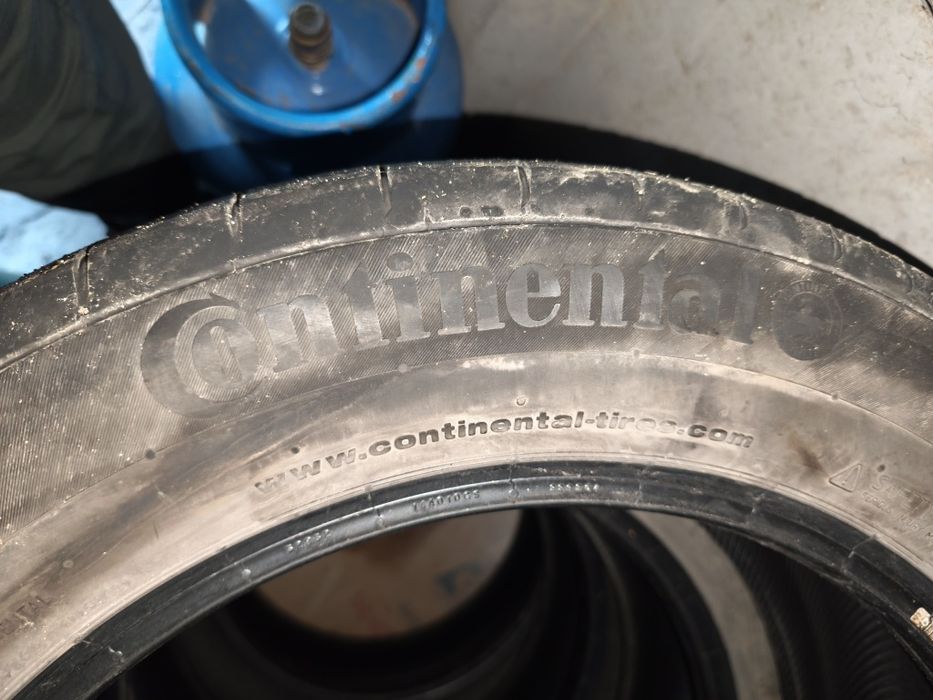 Continental  225/60/R18 летни