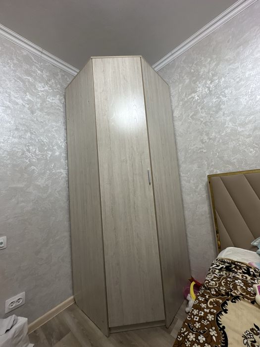 Шкаф для спальни и детской комнаты, угловой