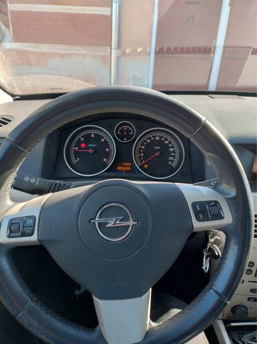 Vand Opel Astra H 2008