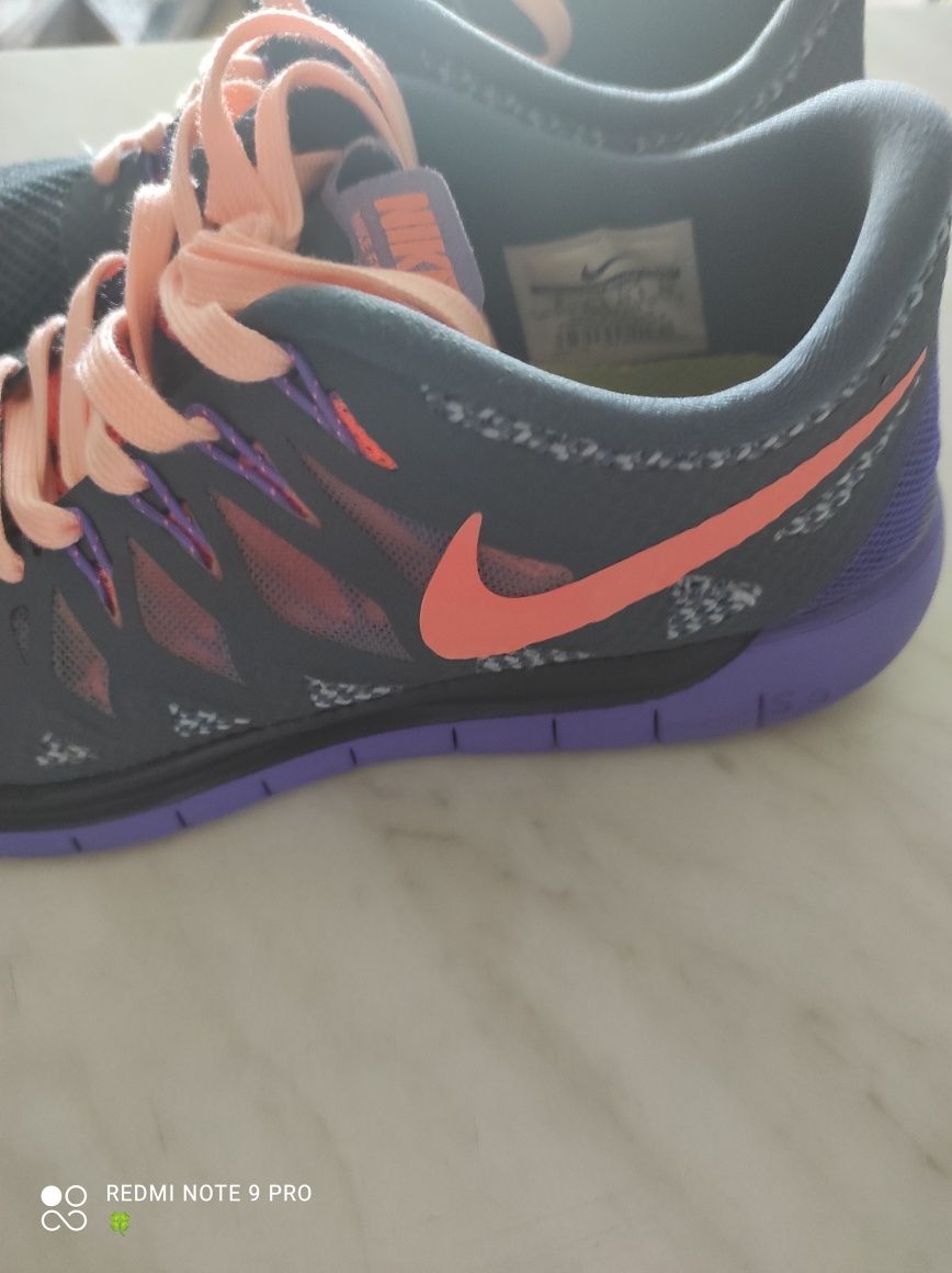Маратонки " Nike" 40.5 - 26 см Цена 20лв
