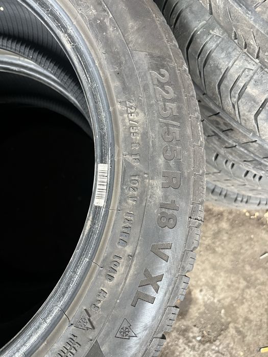 Уникални гуми 225.55.18 Континентал