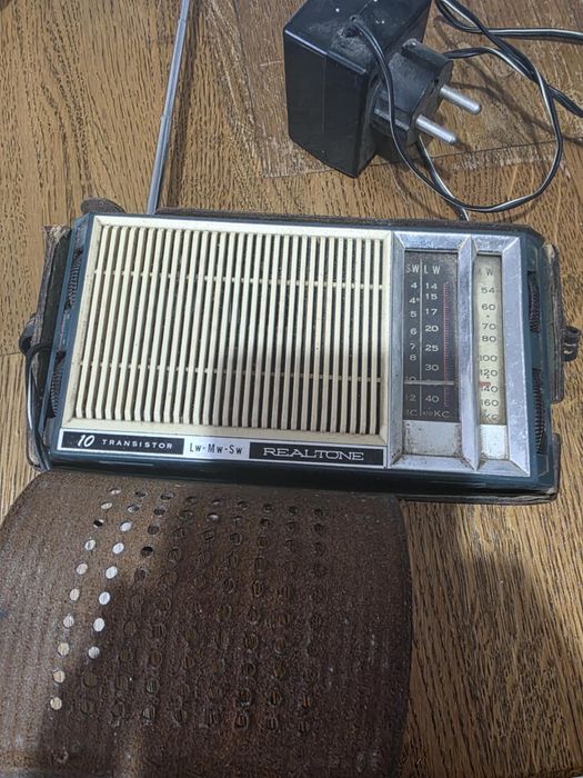 Radio vechi electronica si transitor realtone
