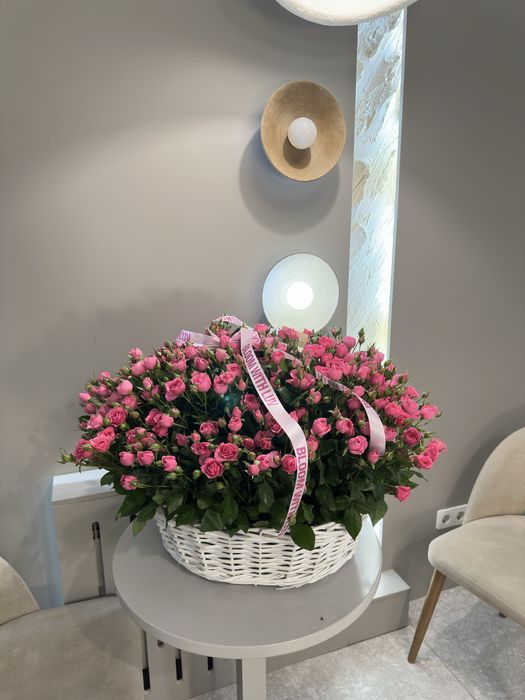 Корзина цветов, свежие