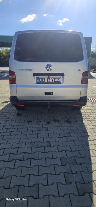 VW T5 8+1 varianta lunga