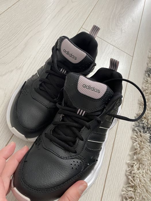 Adidasi 36 2/3 in stare perfecta