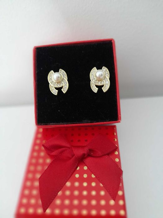 Vând cercei din aur CoCo Chanel