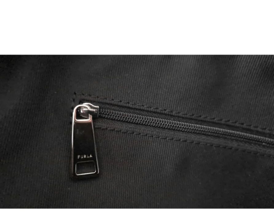 Чанта Furla за лаптоп