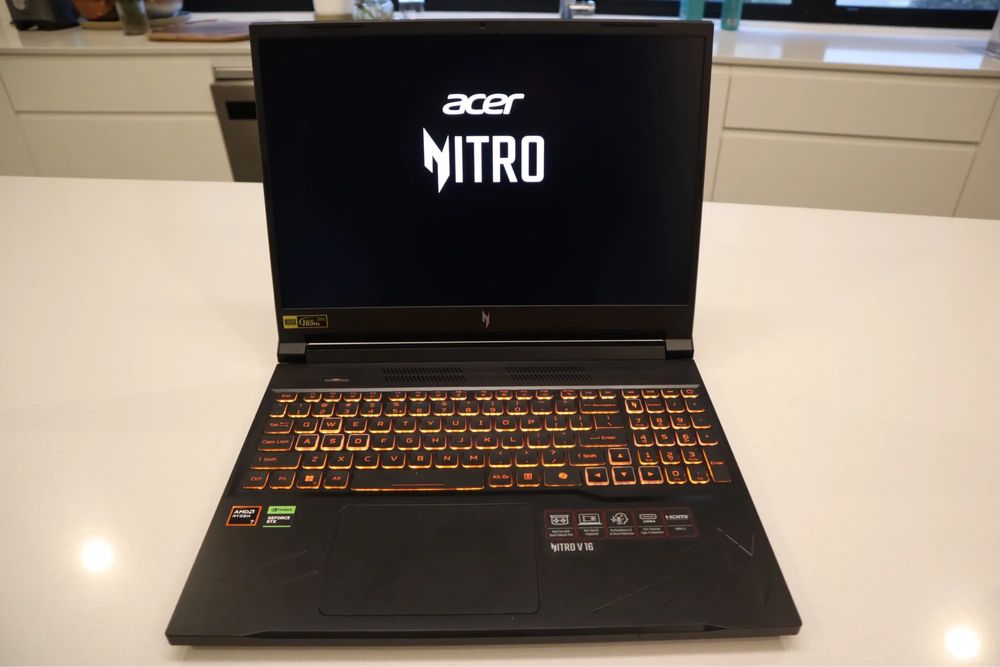 Laptop Gaming ACER Nitro V16