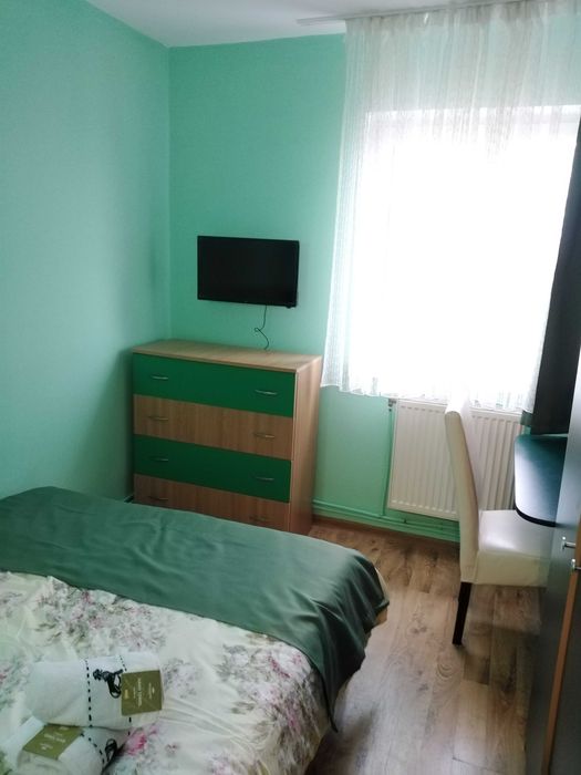 Apartament 3 camere de inchiriat cu salina pe Bulevard