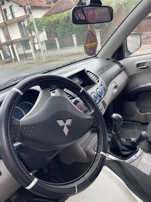 Mitsubishi l200 2.5D