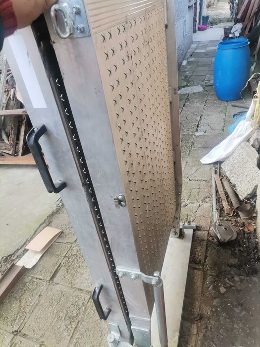 разтегателна рампа за инвалиди